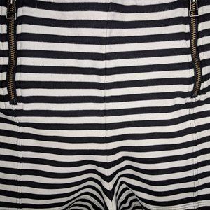 Sunday Best ^-^ High-waisted Shorts SIZE 0
